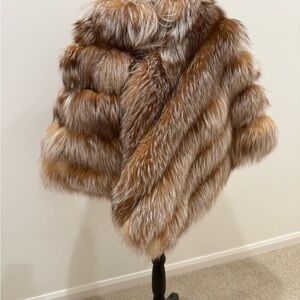 Elegant Tan Fur Cape